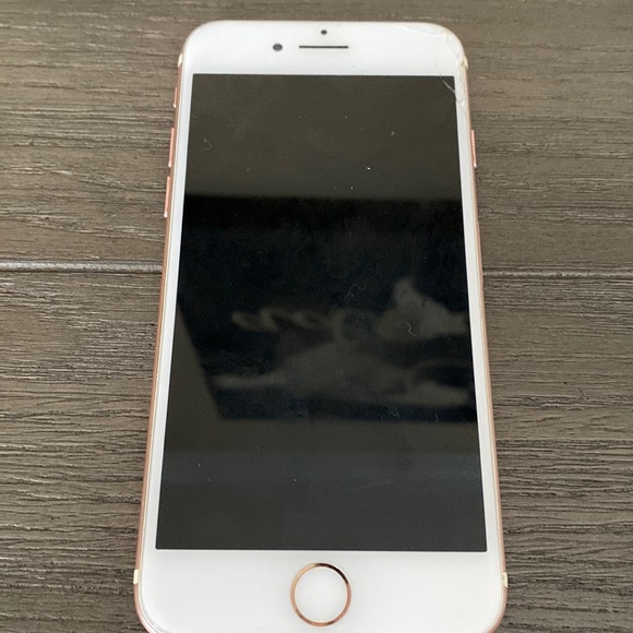 selling this iphone 7. great condition . small crack in top right corner